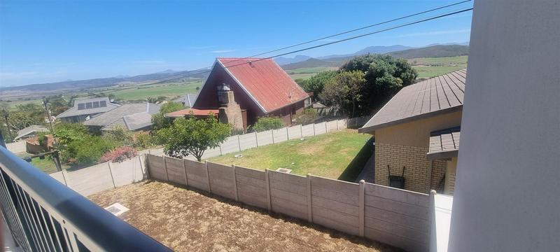 3 Bedroom Property for Sale in Fraaiuitsig Western Cape